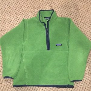 Patagonia pull over sweater